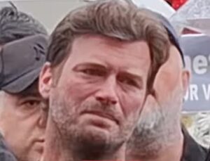 KIVANÇ TATLICIĞ GÖZYAŞLARINI TUTAMADI! HALİT KUTAY CENAZESİNDE YIKILDI!