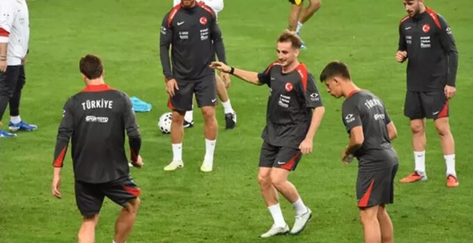 A MİLLİ FUTBOL TAKIMI İSPANYA MAÇINA HAZIR! MAÇ KAÇ’TA? HANGİ KANAL’DA?