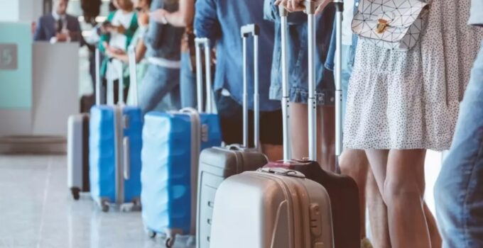 YURT DIŞI ÇIKIŞ HARCI 1000 TL’YE YÜKSELDİ!