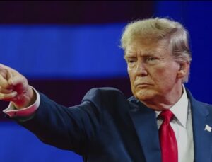 TRUMP’UN MÜSTEHCEN MEKTUBU ORTAYA ÇIKTI! ‘ÇIPLAK KADIN’ DETAYI ŞOK ETTİ