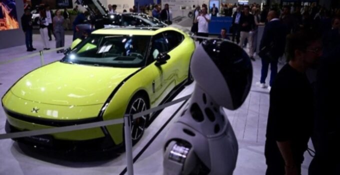 ÇİNLİLER KARARLI! 700 BİN LİRAYA OTOMOBİL SATIŞI BAŞLIYOR!